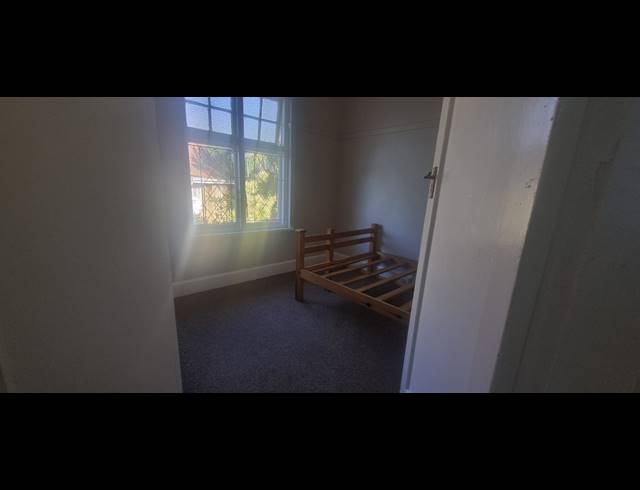 5 BEDROOM HOUSE TO LET IN GLENWOOD